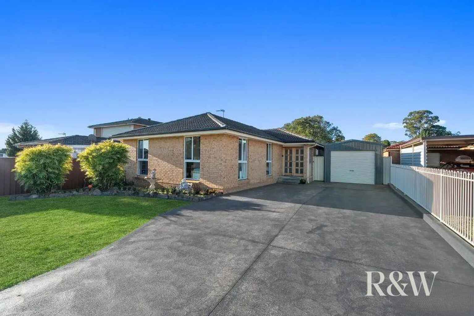 2 Owl Place St Clair