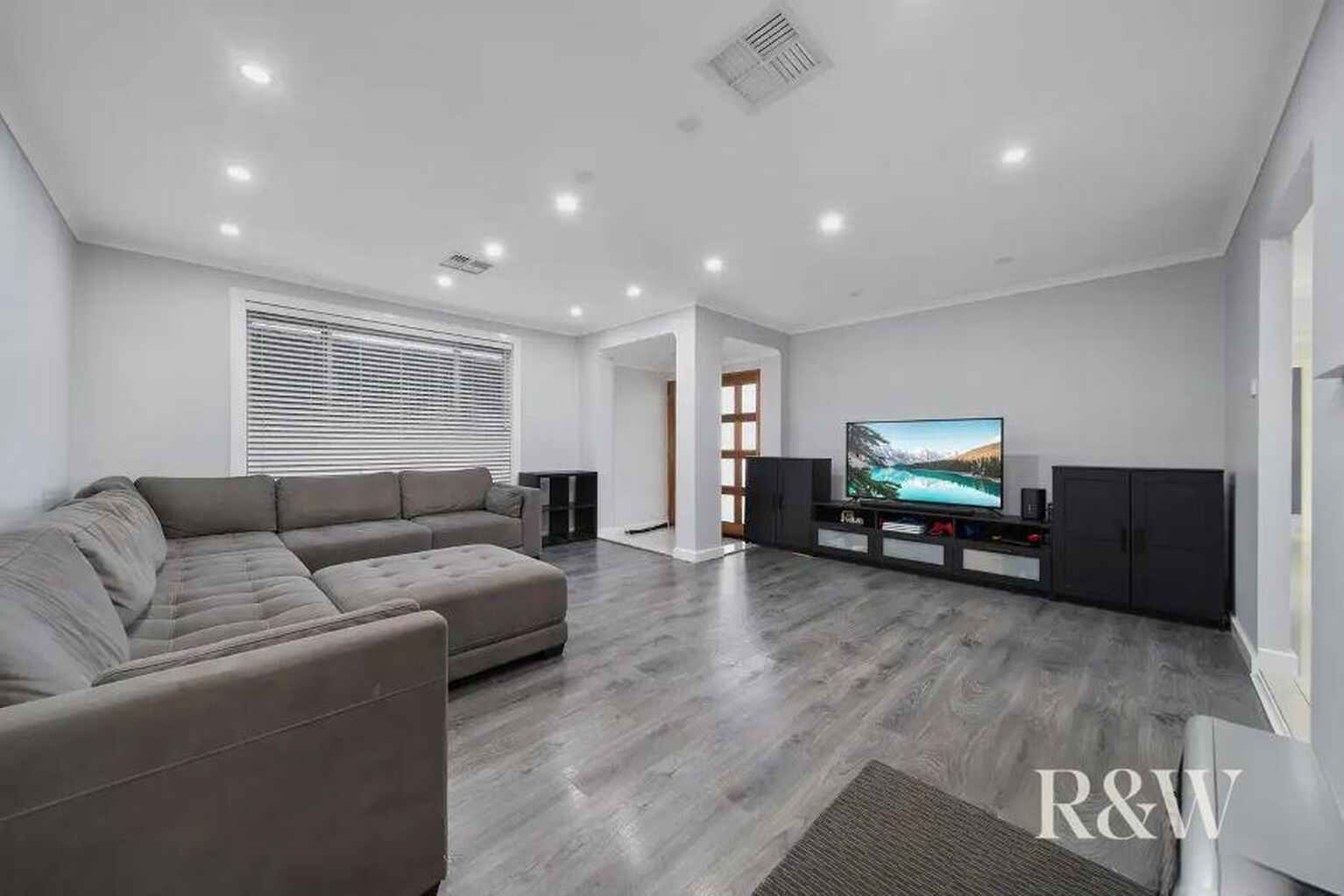 2 Owl Place St Clair