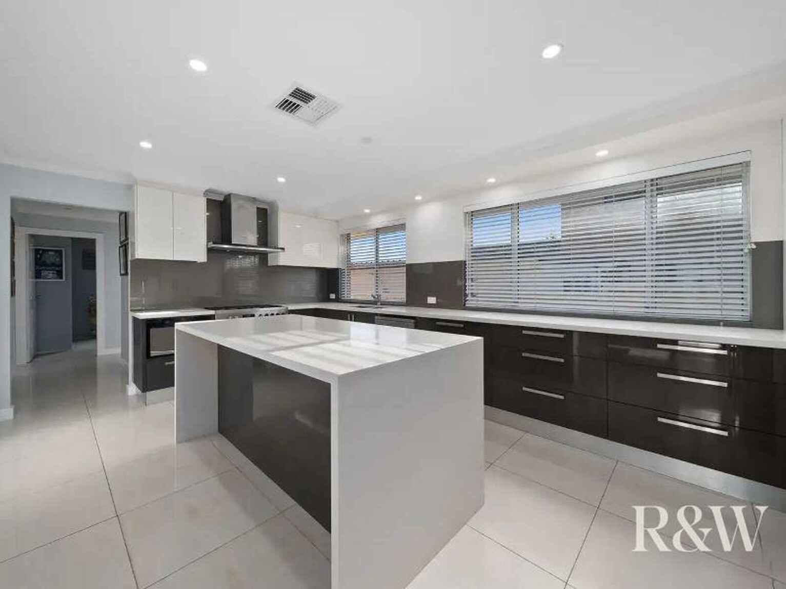 2 Owl Place St Clair
