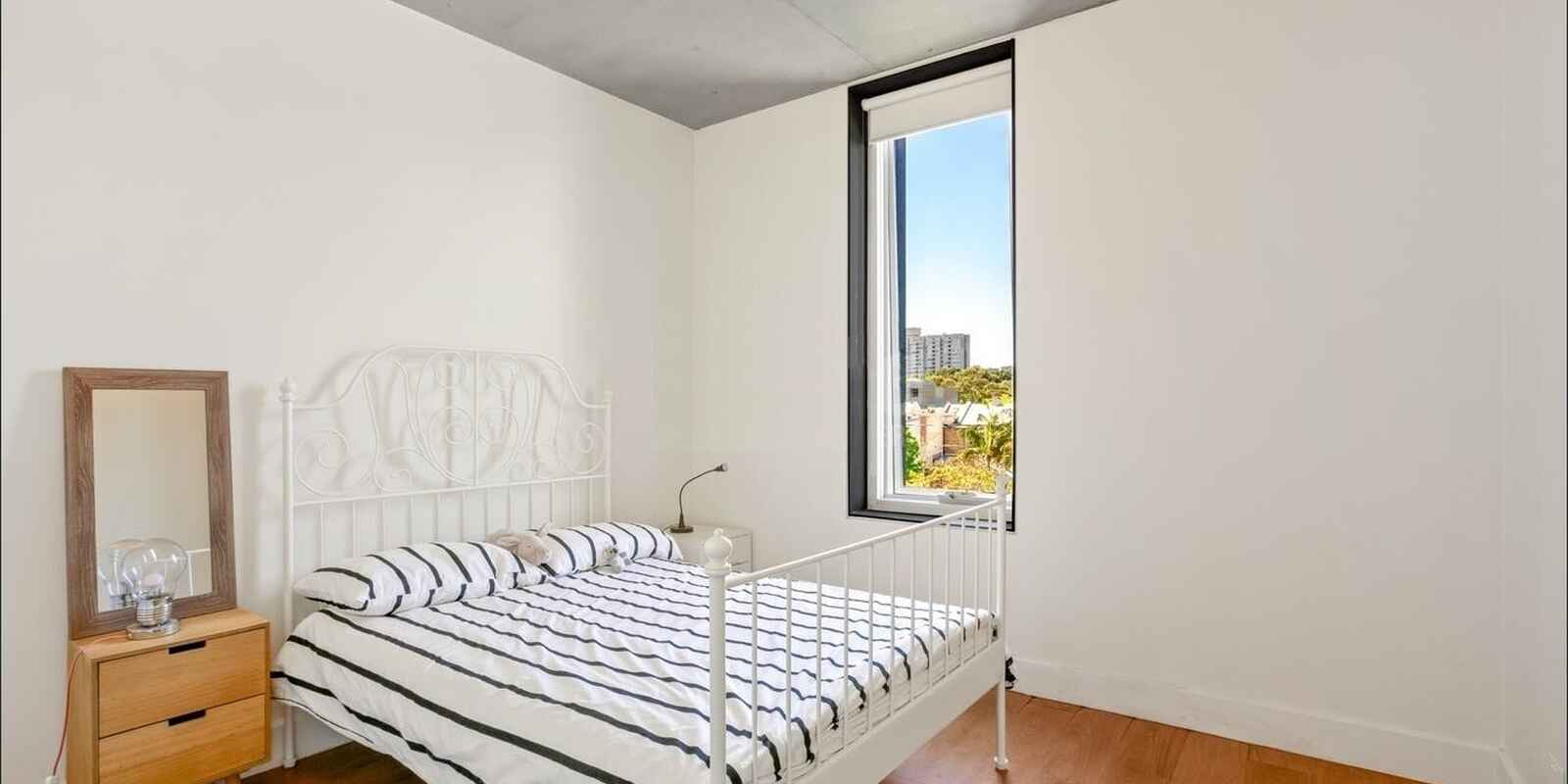 104/117 Wyndham Street Alexandria