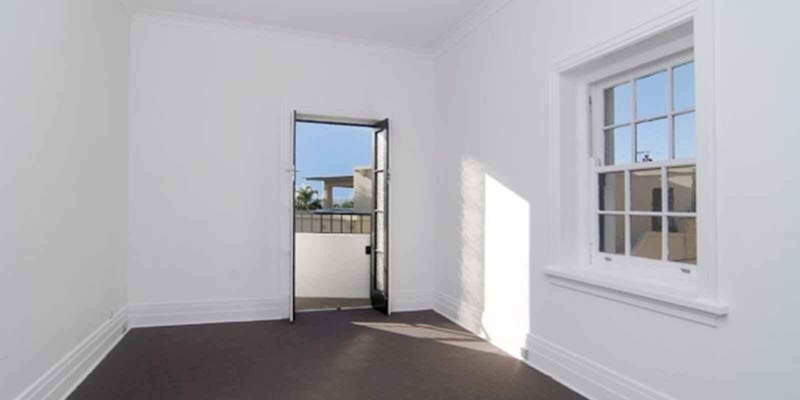 1/4 Loftus Road Darling Point