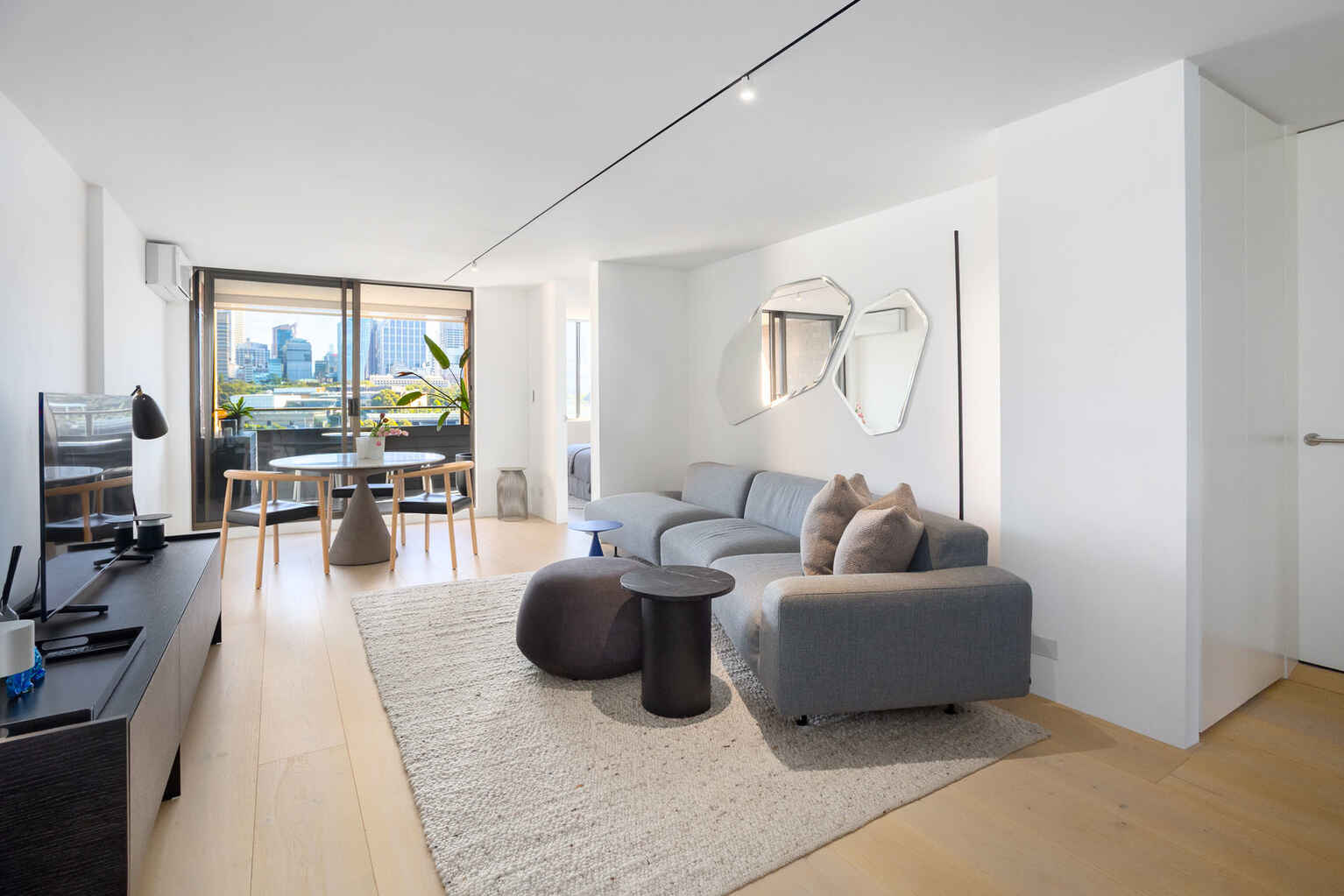 1016/73 Victoria Street Potts Point 1016/73 Victoria Street Potts Point