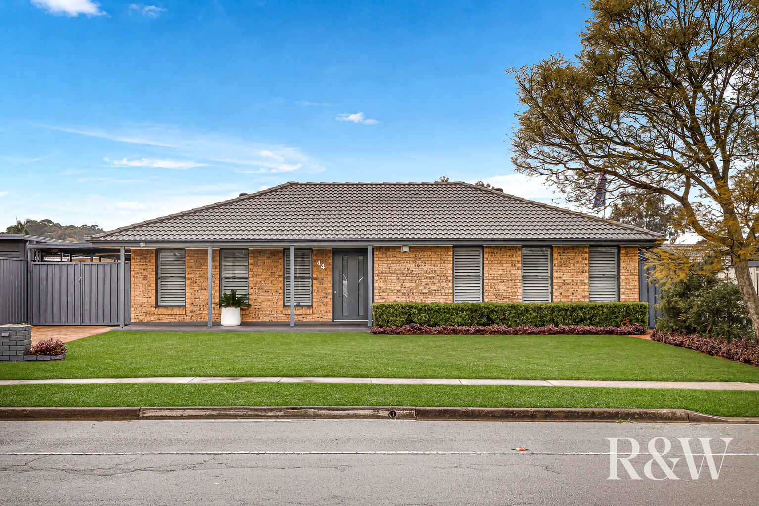 44 Endeavour Avenue St Clair 44 Endeavour Avenue St Clair