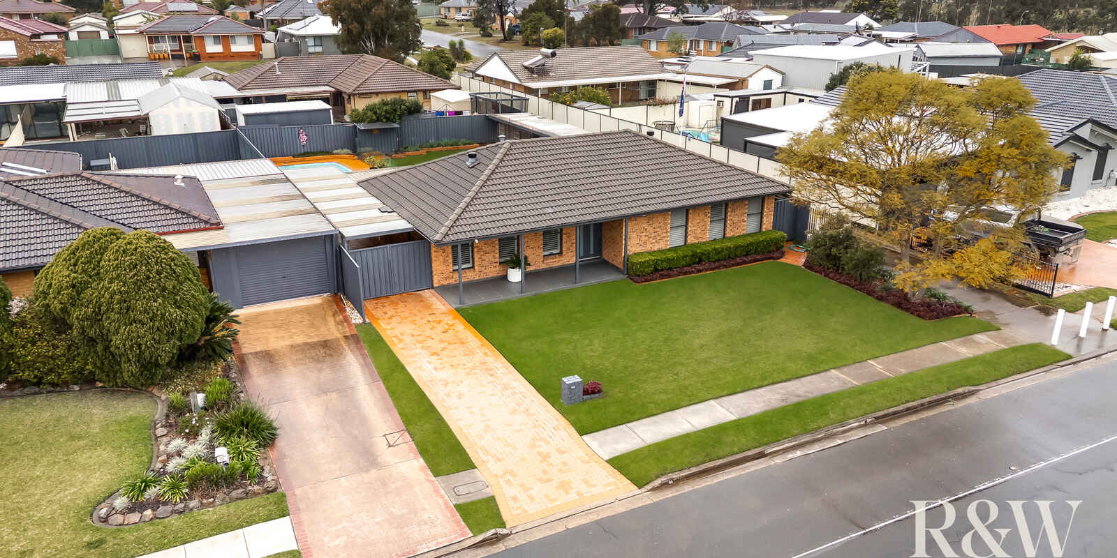 44 Endeavour Avenue St Clair 44 Endeavour Avenue St Clair