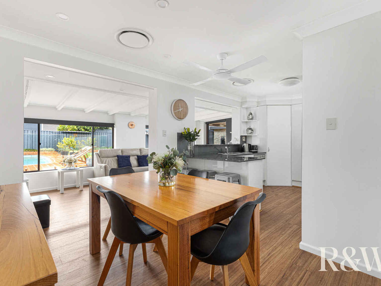 44 Endeavour Avenue St Clair 44 Endeavour Avenue St Clair