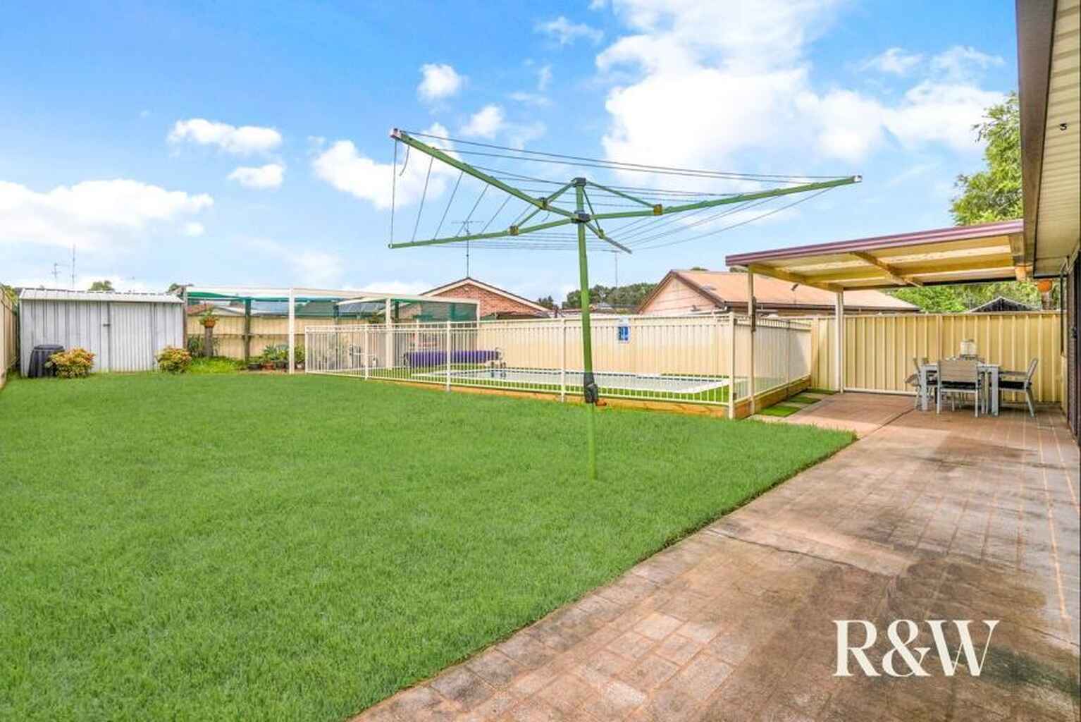 9 Dryberry Avenue St Clair