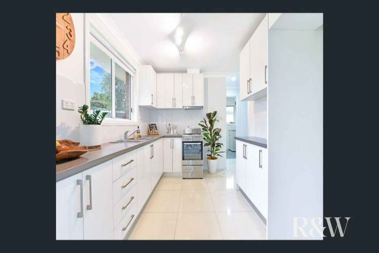 9 Trout Place St Clair