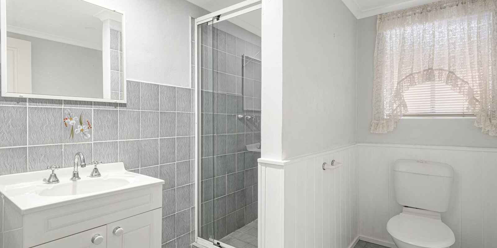 3 Caribou Close St Clair 3 Caribou Close St Clair