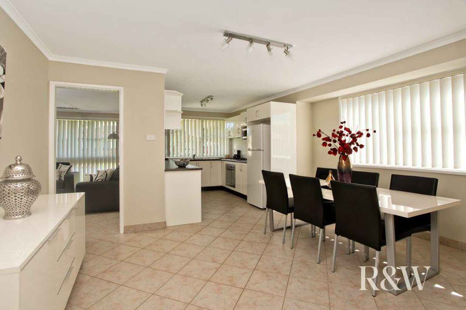 76 Alpine Circuit St Clair