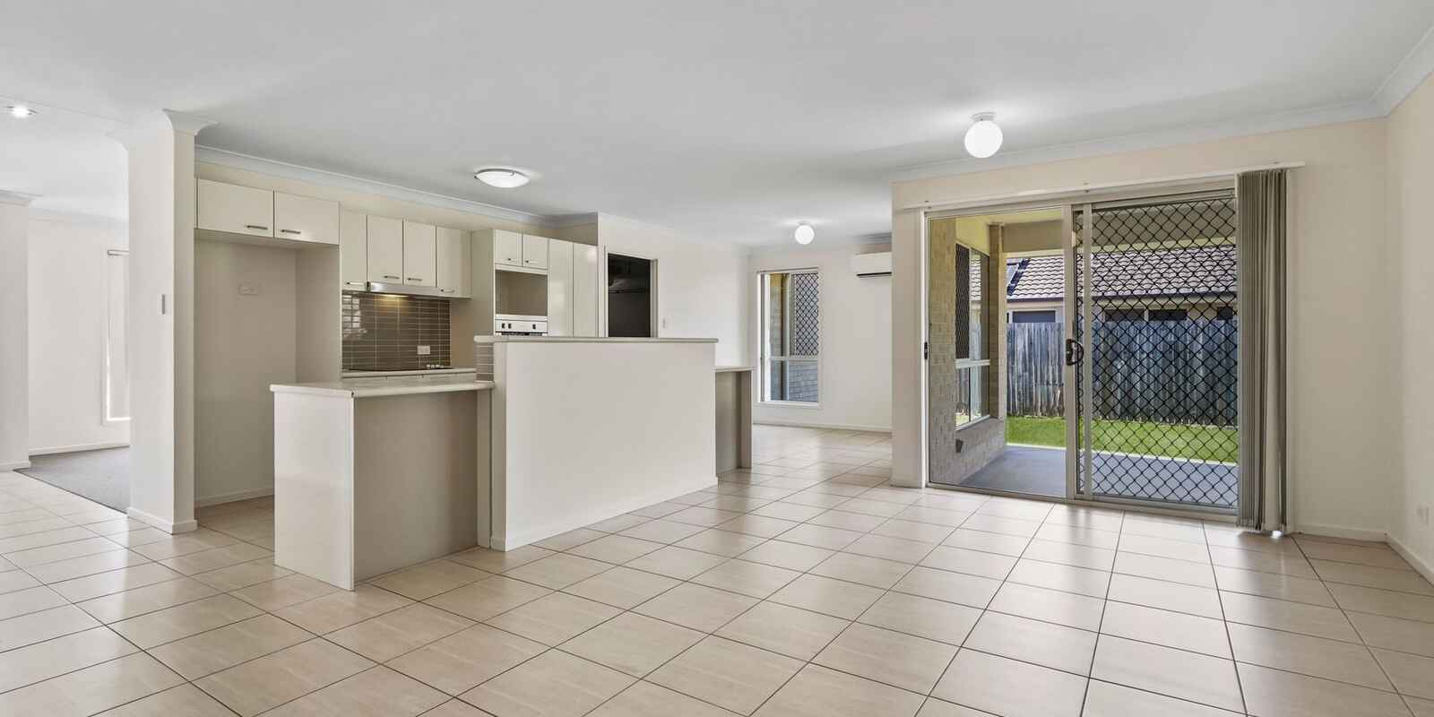 22 Piccadilly Street Bellmere 22 Piccadilly Street Bellmere
