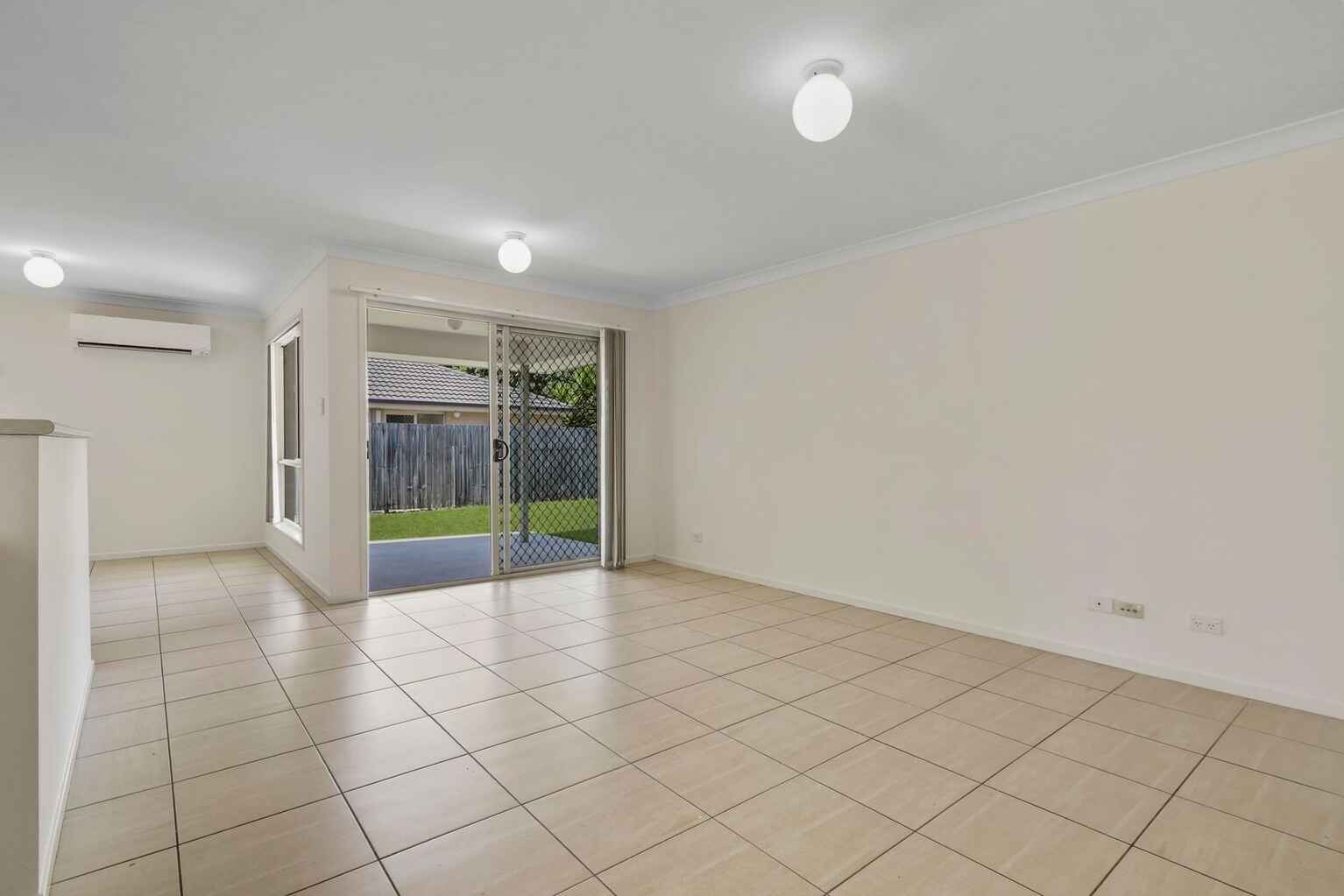 22 Piccadilly Street Bellmere 22 Piccadilly Street Bellmere