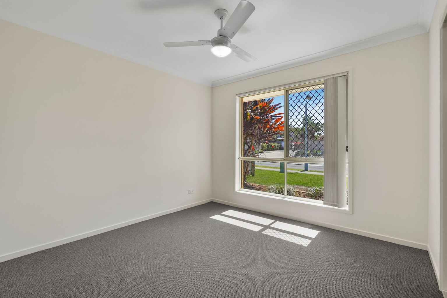 22 Piccadilly Street Bellmere 22 Piccadilly Street Bellmere