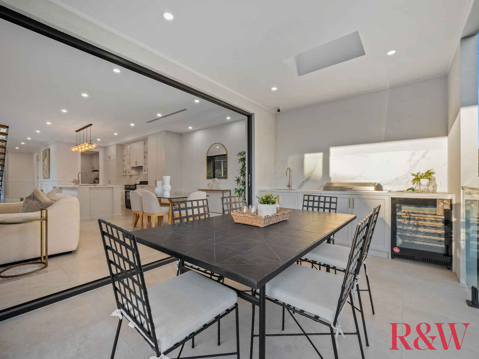 21A Mina Rosa Street Enfield 21A Mina Rosa Street Enfield