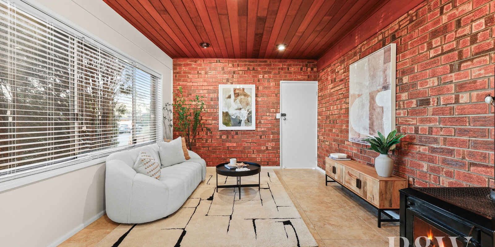 24 AKUNA AVENUE Bradbury 24 AKUNA AVENUE Bradbury