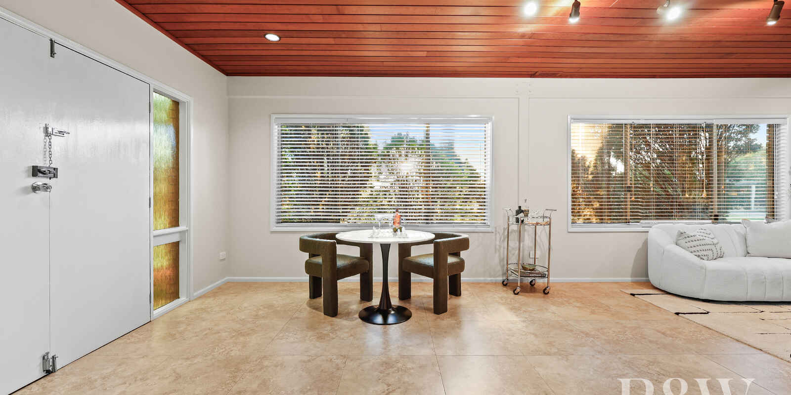 24 AKUNA AVENUE Bradbury 24 AKUNA AVENUE Bradbury