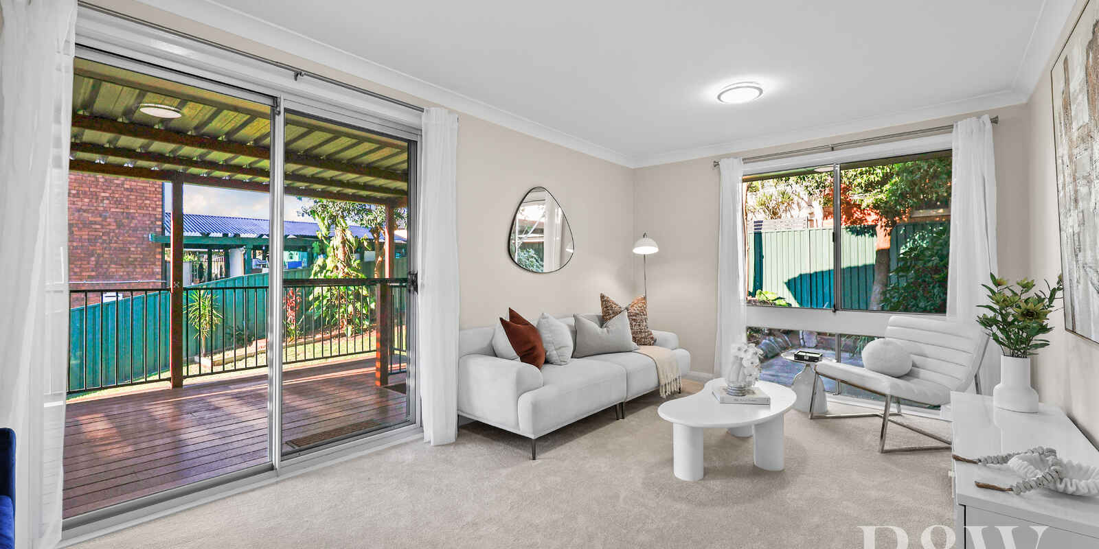 24 AKUNA AVENUE Bradbury 24 AKUNA AVENUE Bradbury
