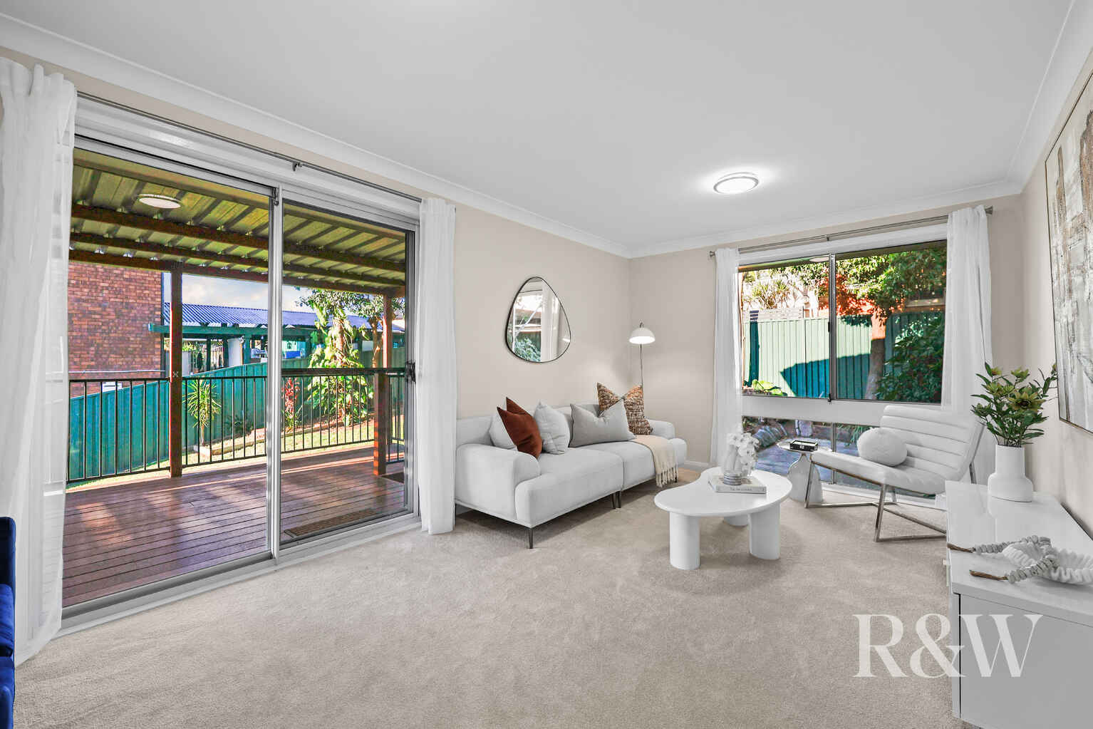 24 AKUNA AVENUE Bradbury 24 AKUNA AVENUE Bradbury