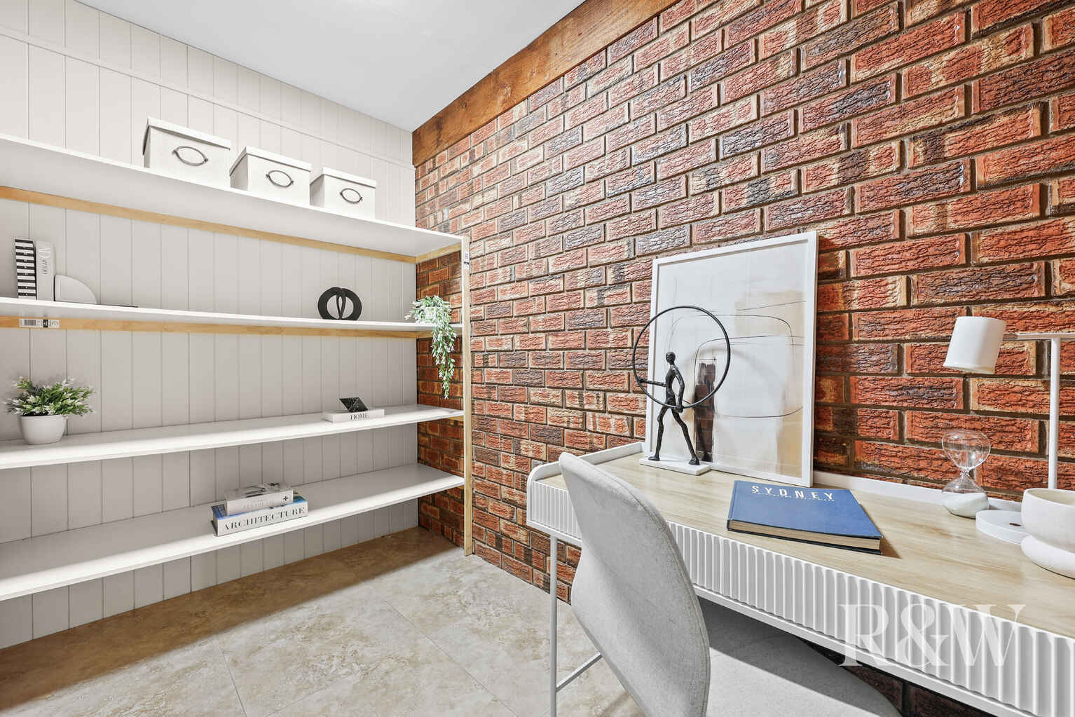 24 AKUNA AVENUE Bradbury 24 AKUNA AVENUE Bradbury