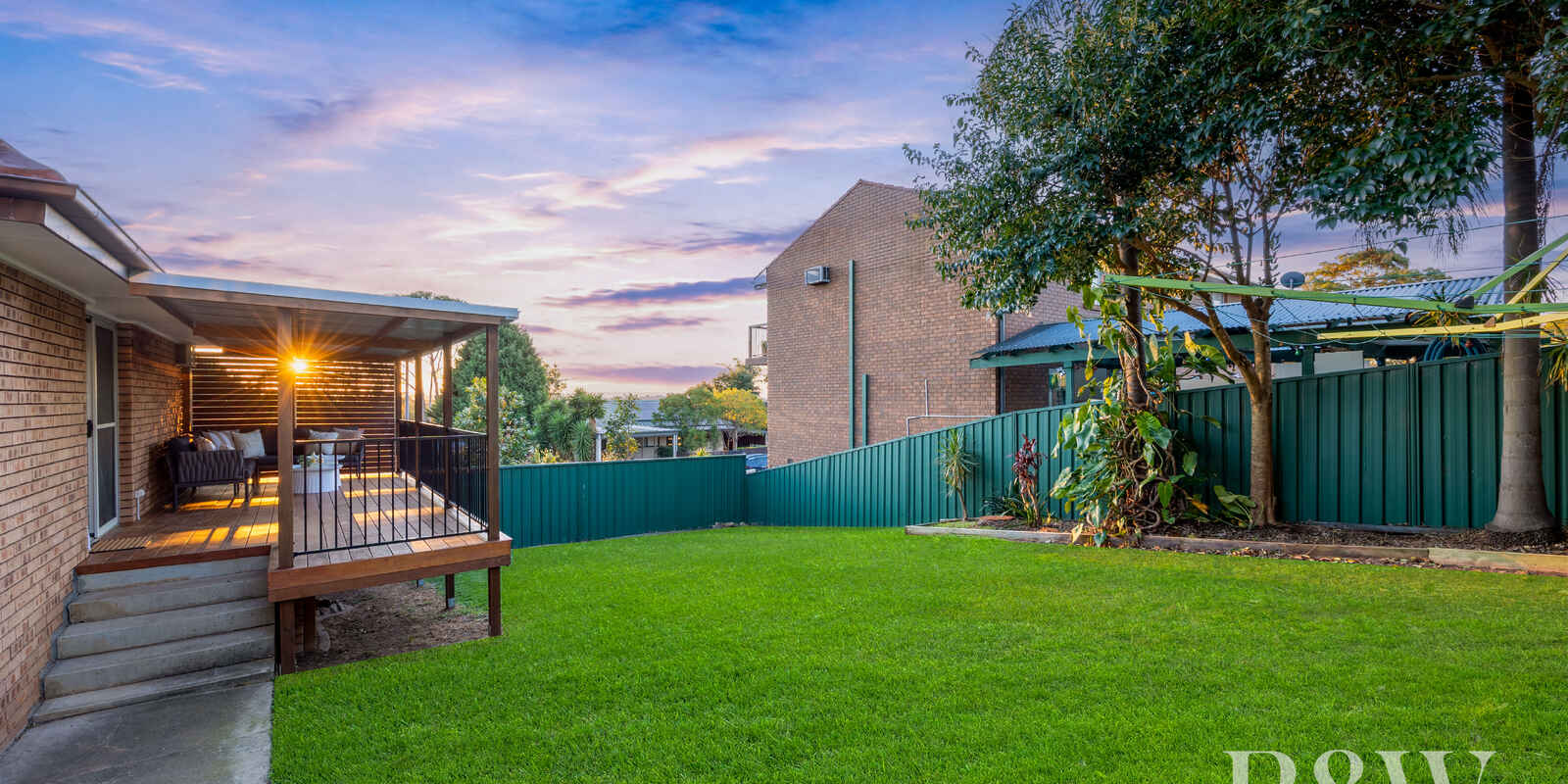 24 AKUNA AVENUE Bradbury 24 AKUNA AVENUE Bradbury