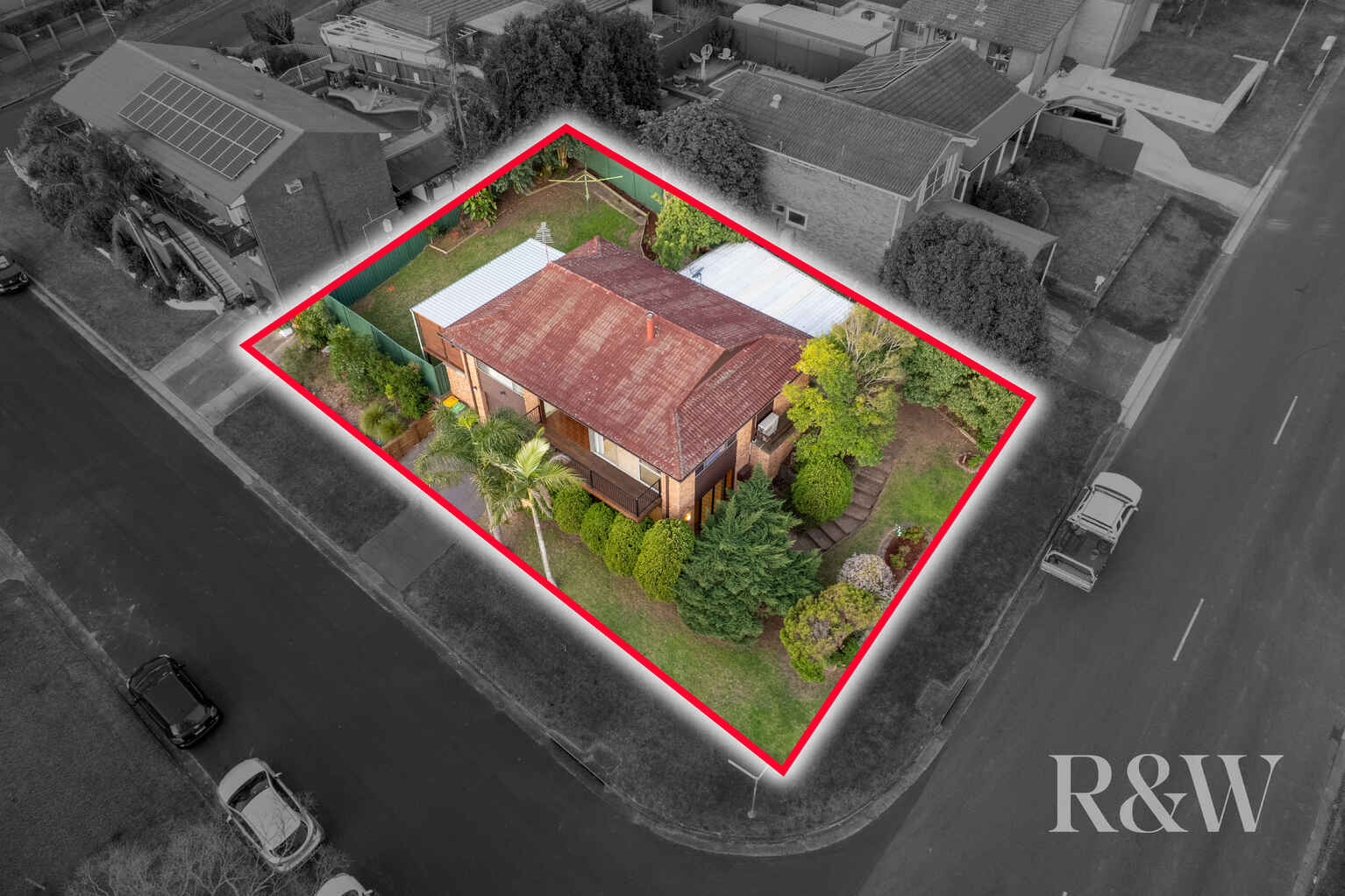 24 AKUNA AVENUE Bradbury 24 AKUNA AVENUE Bradbury