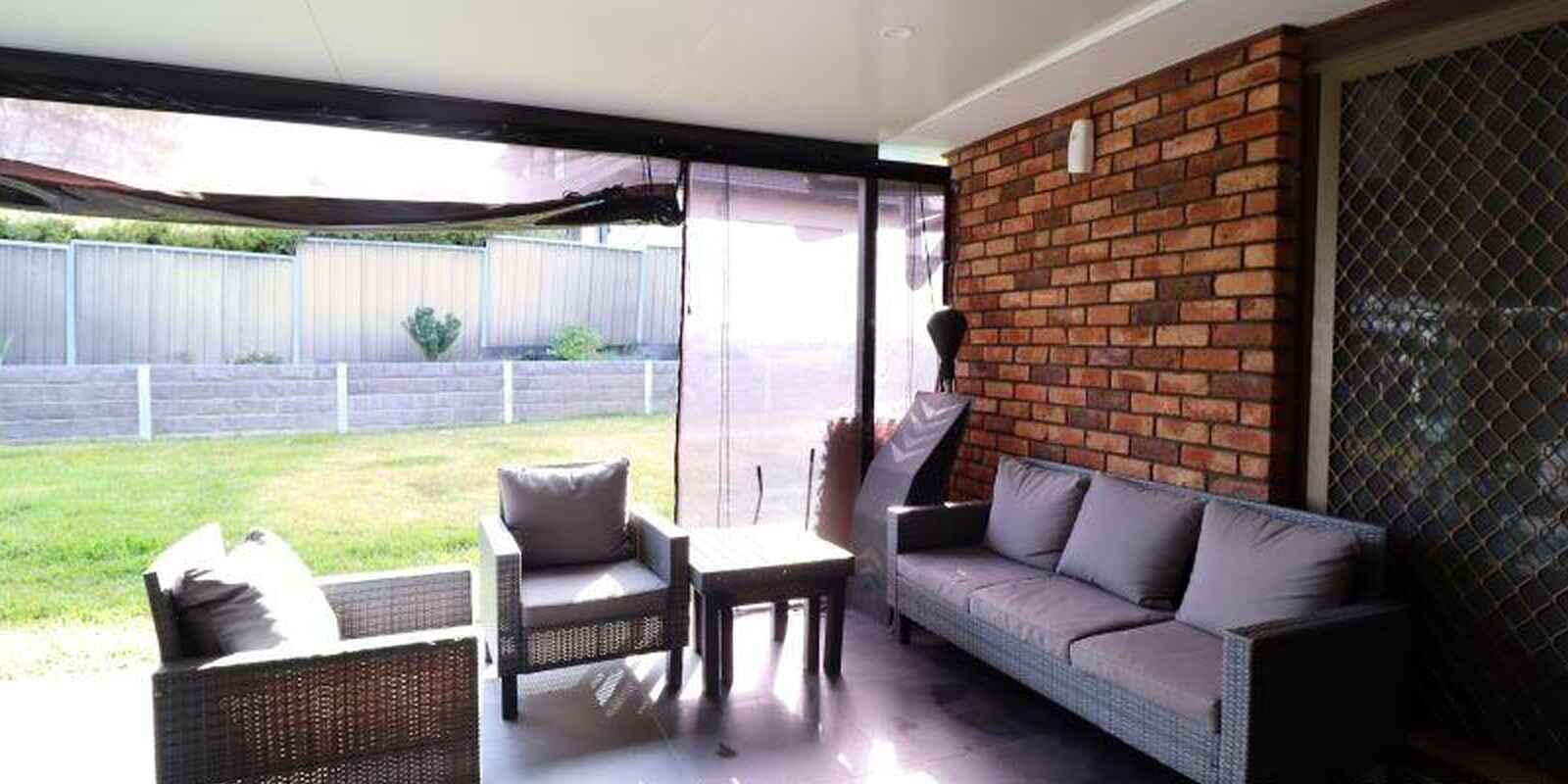 59 Cook Parade St Clair