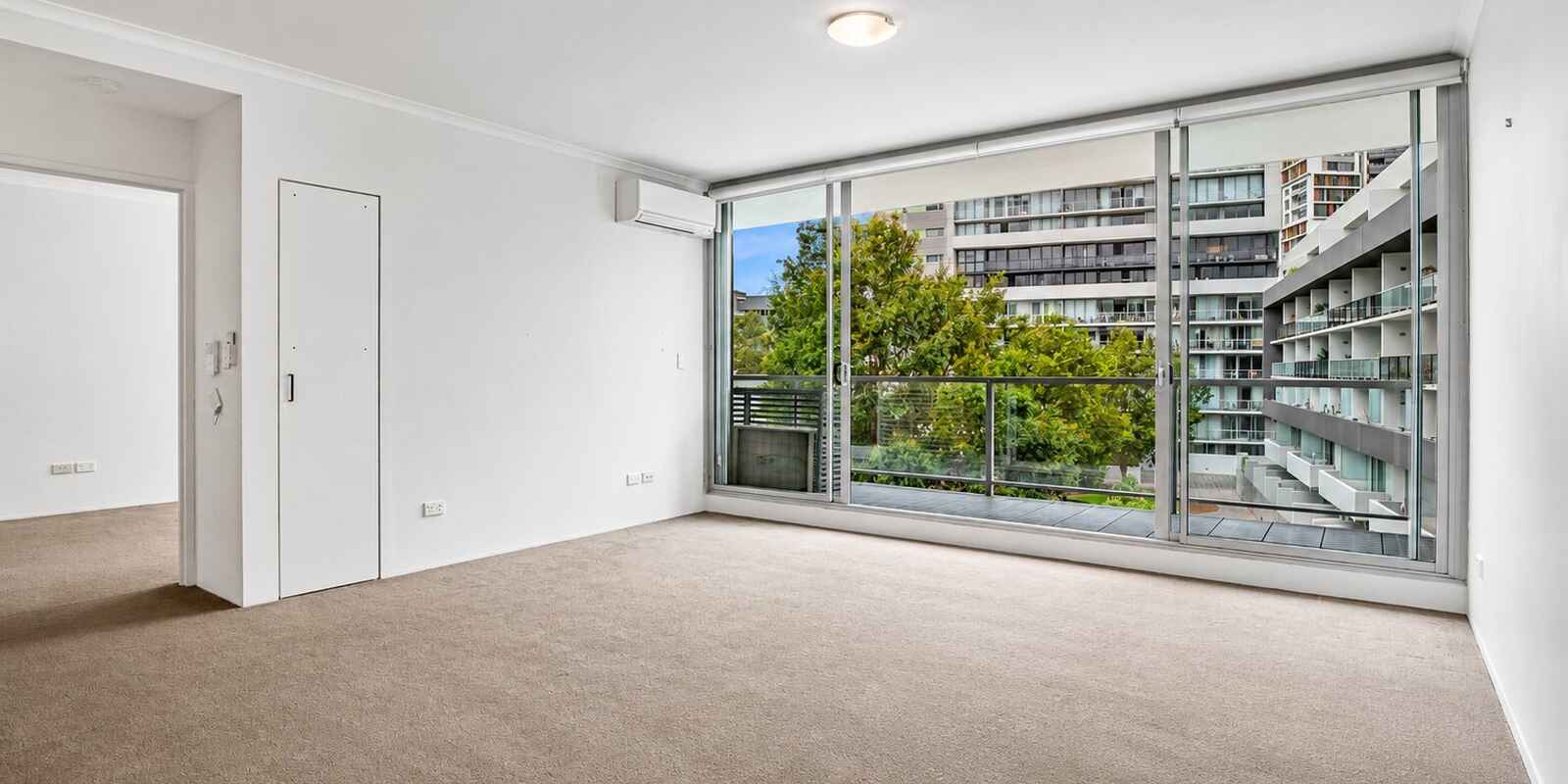 40/2 Hutchinson Walk Zetland