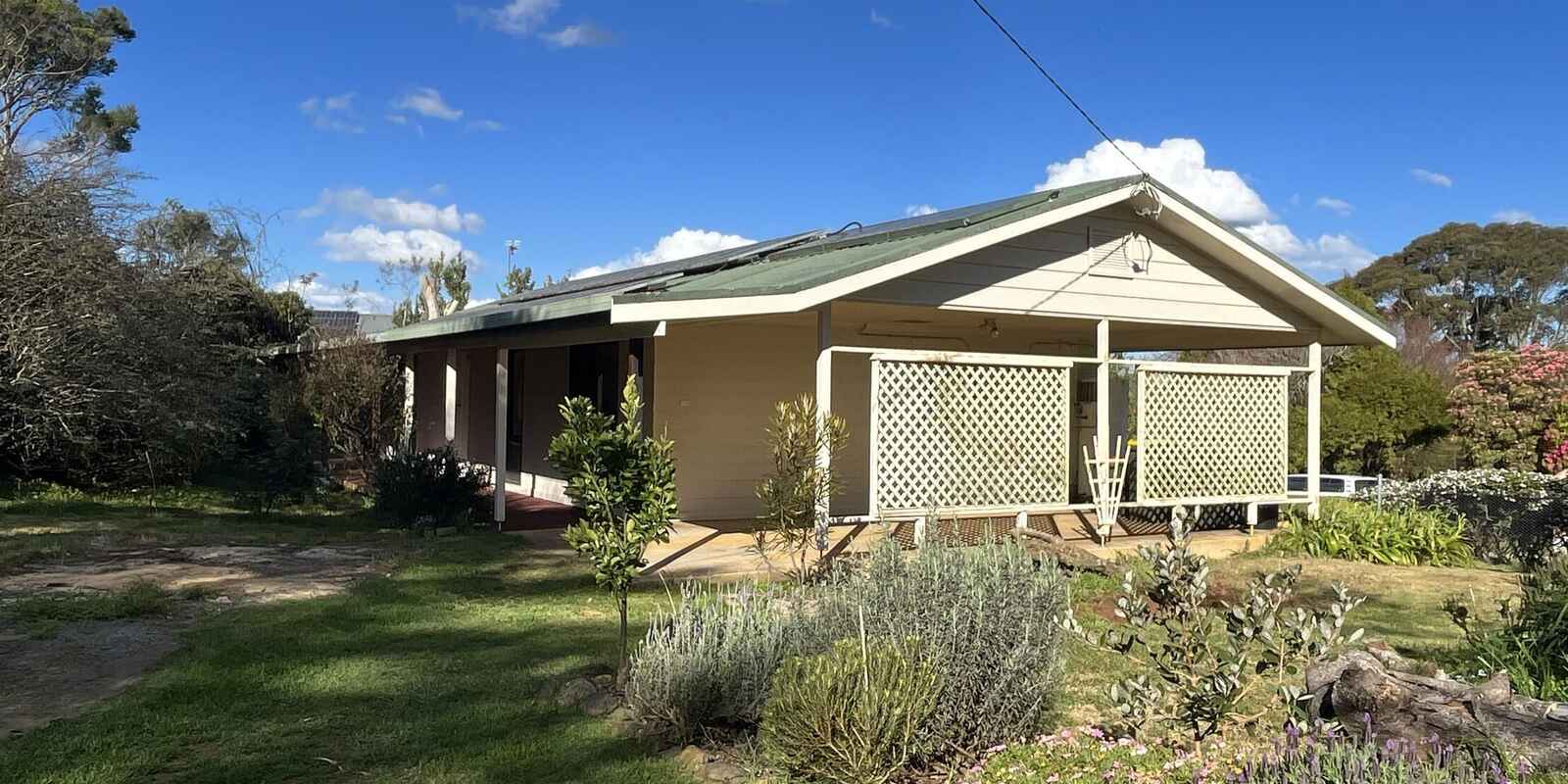 31 Caalong Street Robertson