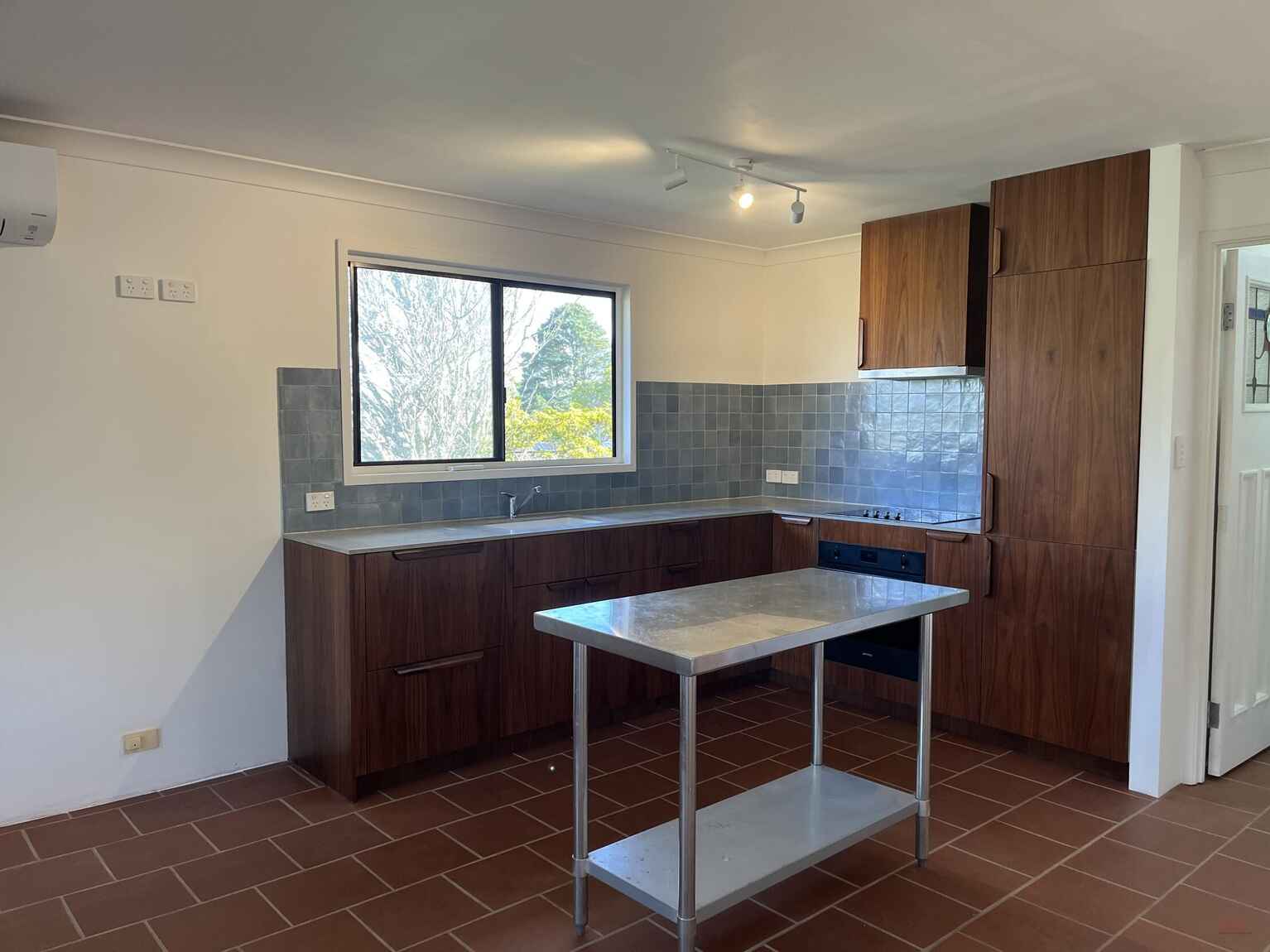 31 Caalong Street Robertson