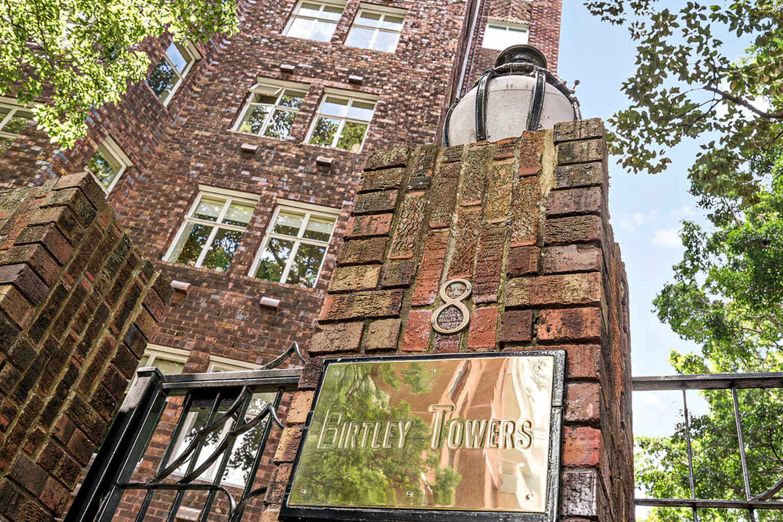 43/8 Birtley Place Elizabeth Bay 43/8 Birtley Place Elizabeth Bay