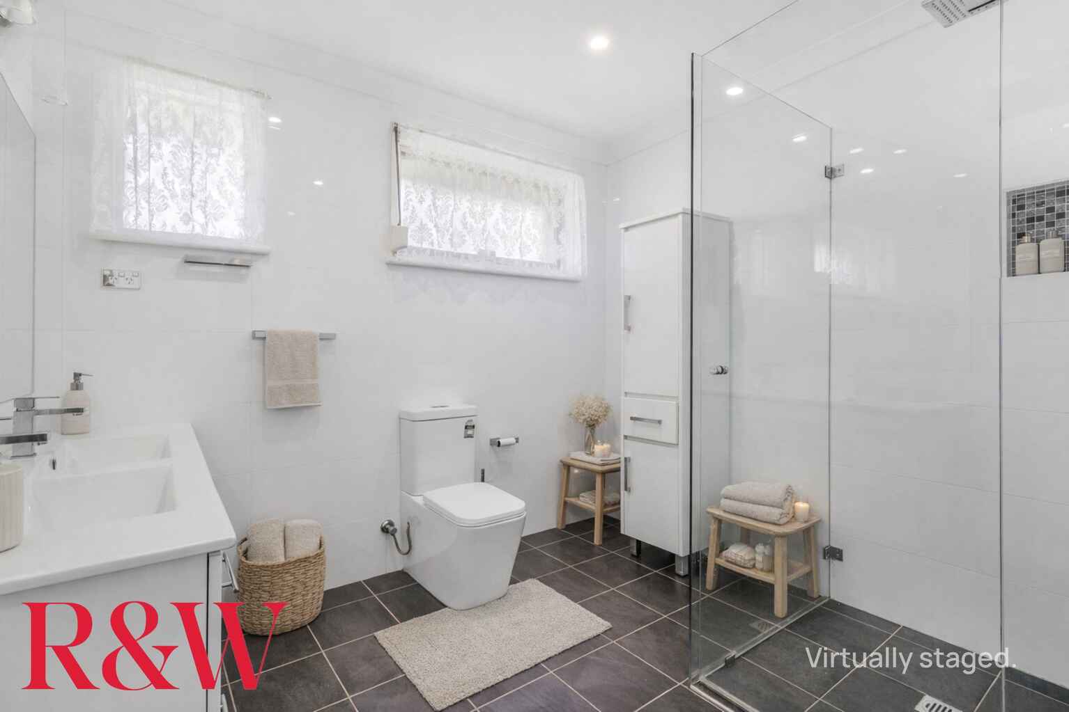 7 Hobart Avenue Campbelltown 7 Hobart Avenue Campbelltown