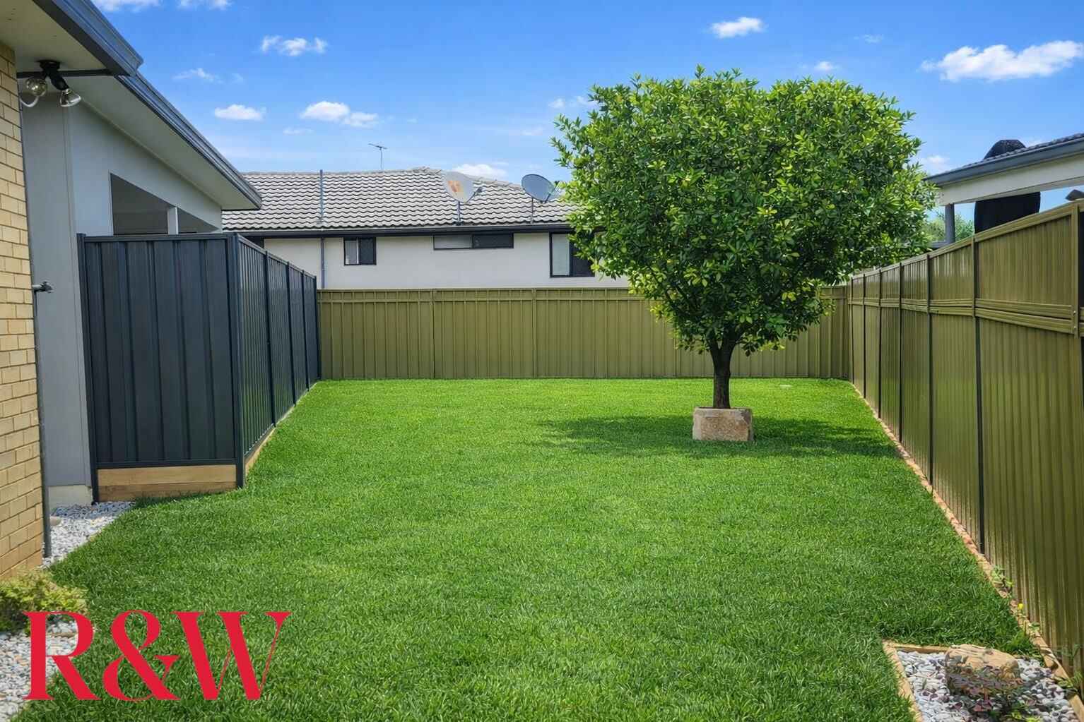 7 Hobart Avenue Campbelltown 7 Hobart Avenue Campbelltown