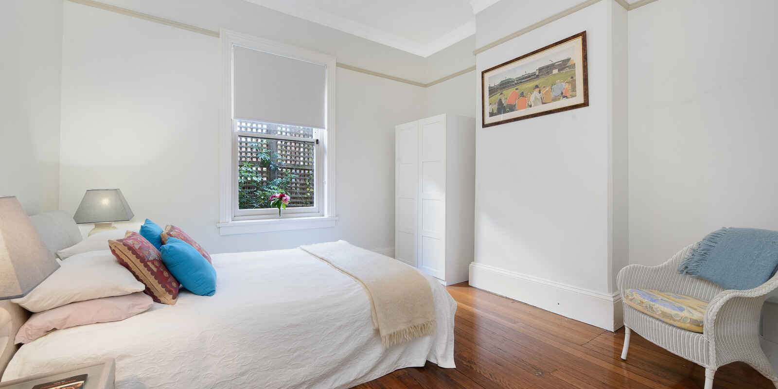 3/15 East Crescent Street McMahons Point