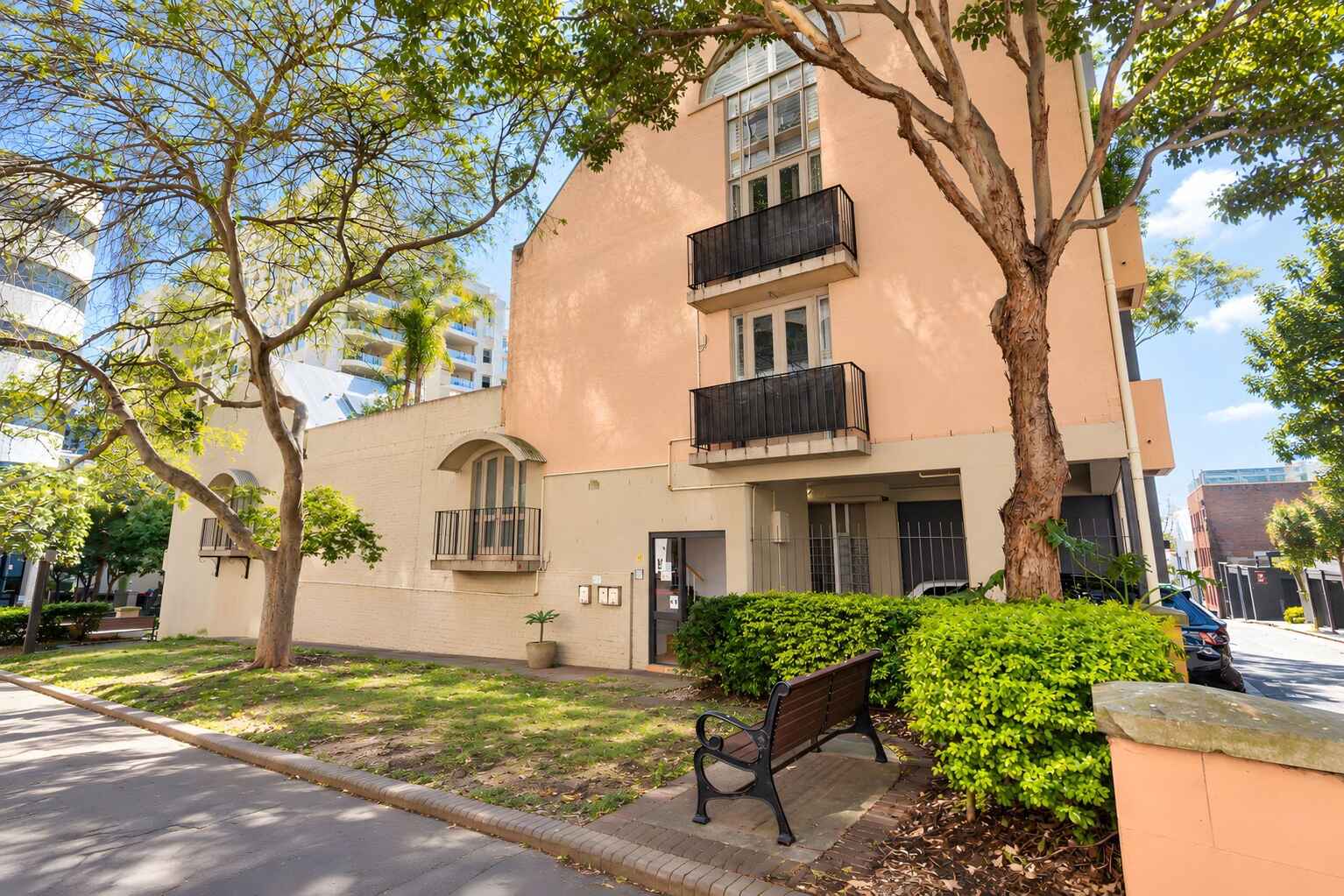 3/1 Robinson Street Woolloomooloo