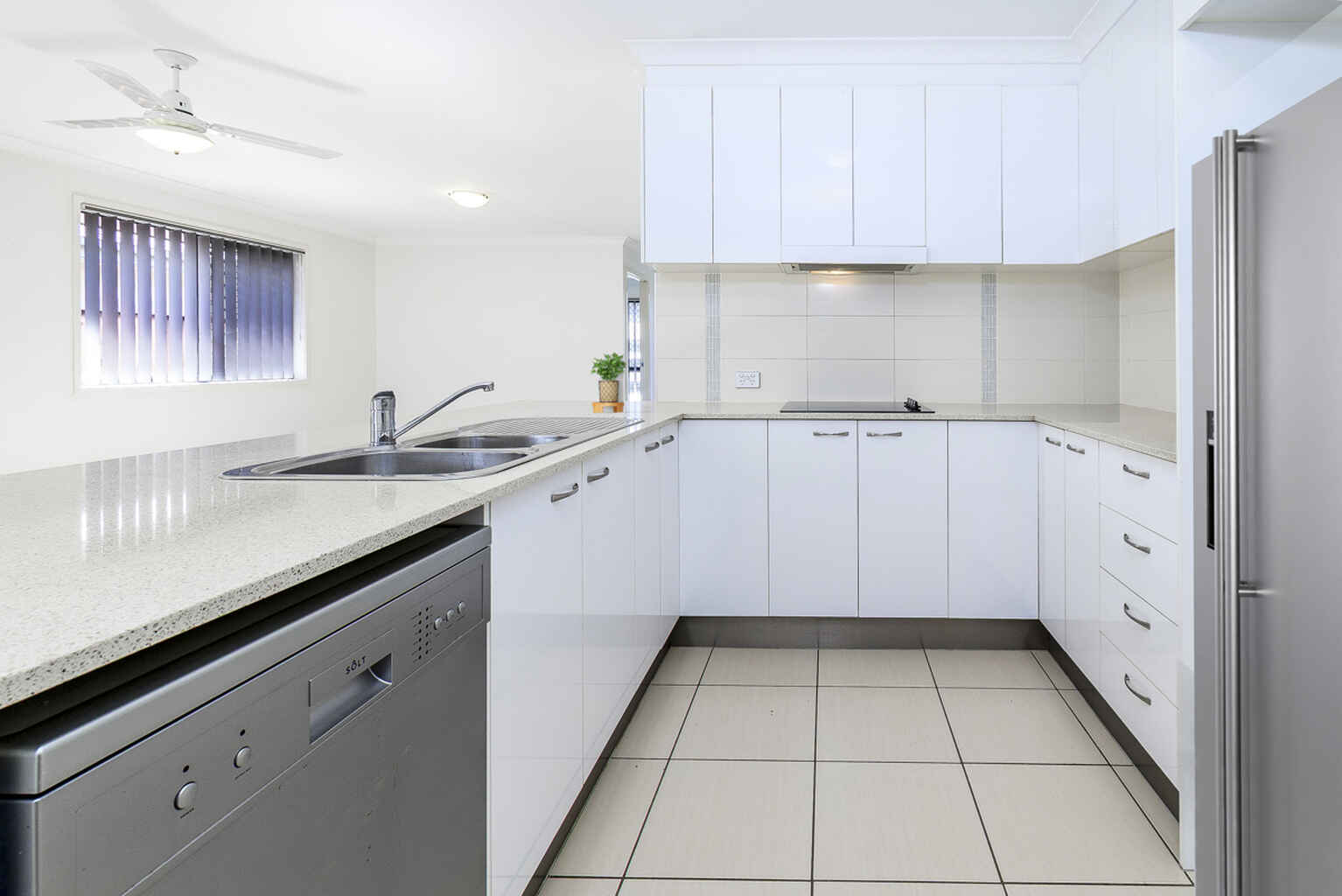 18 Bluestar Circuit Caboolture 18 Bluestar Circuit Caboolture