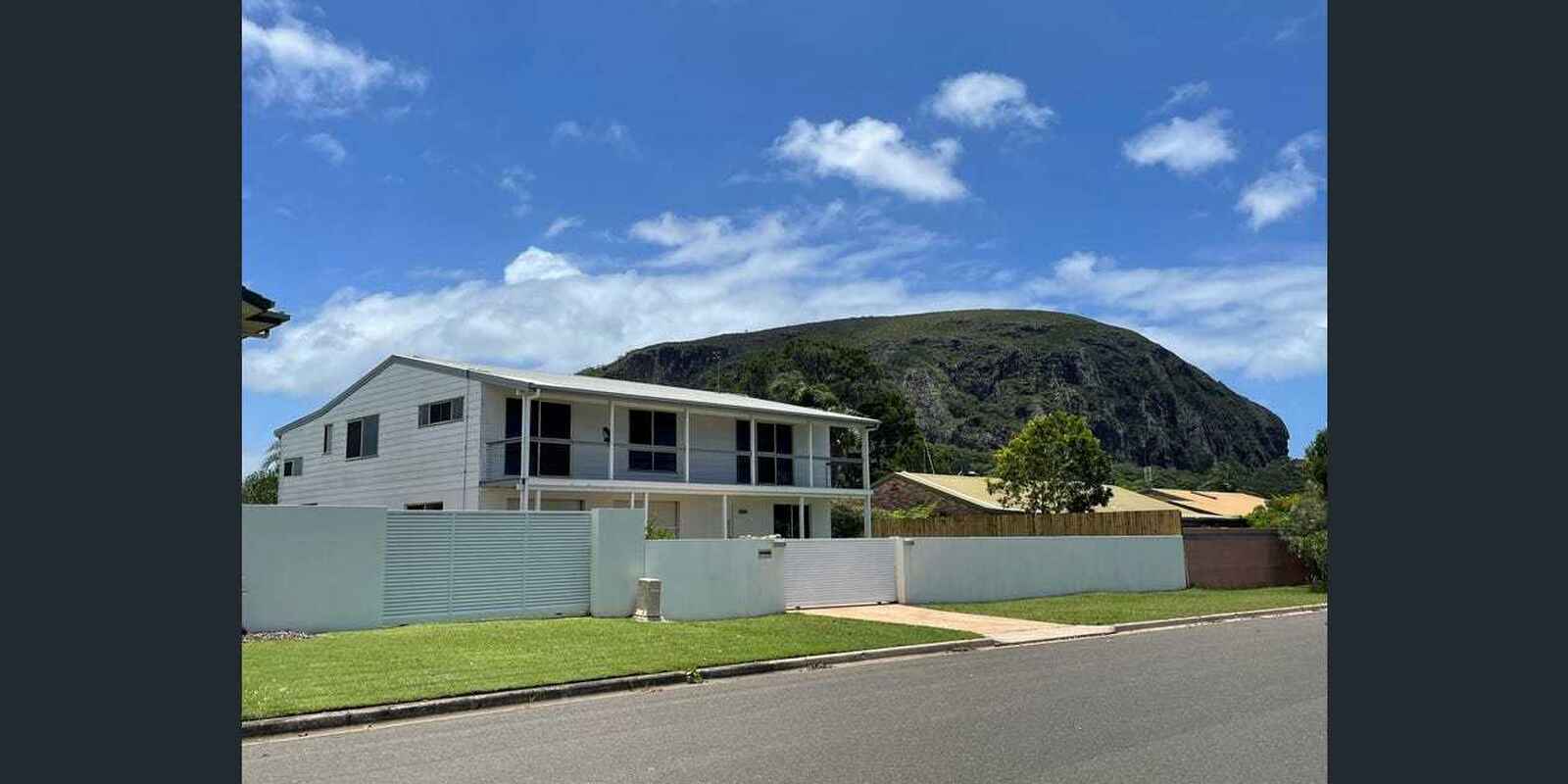 8 Marakari Crescent Mount Coolum