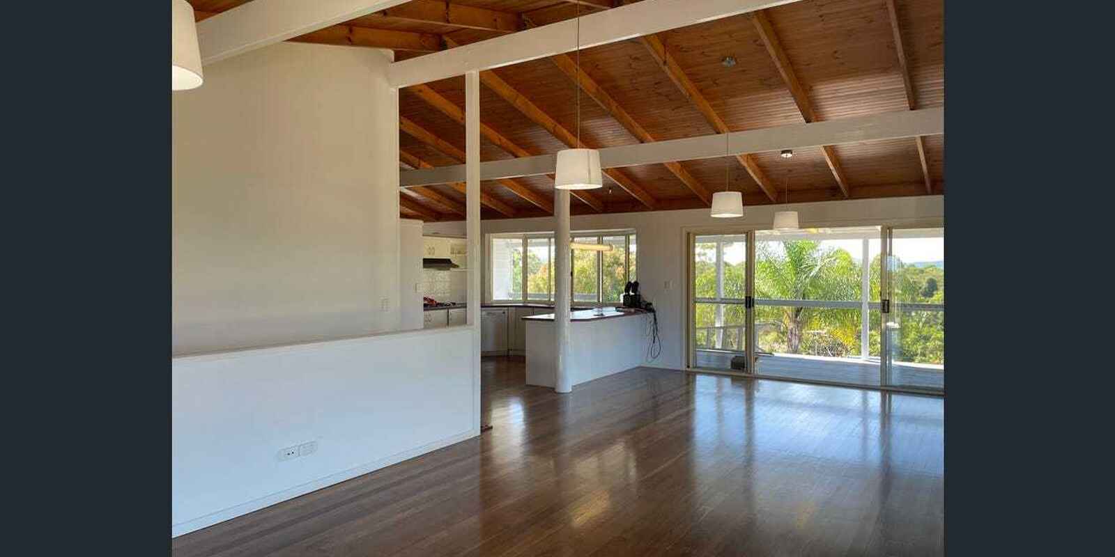 8 Marakari Crescent Mount Coolum