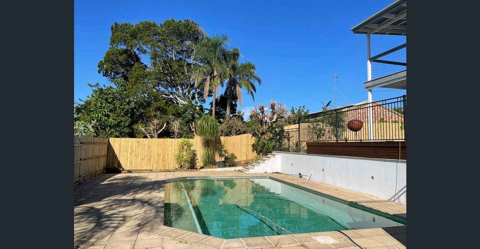 8 Marakari Crescent Mount Coolum