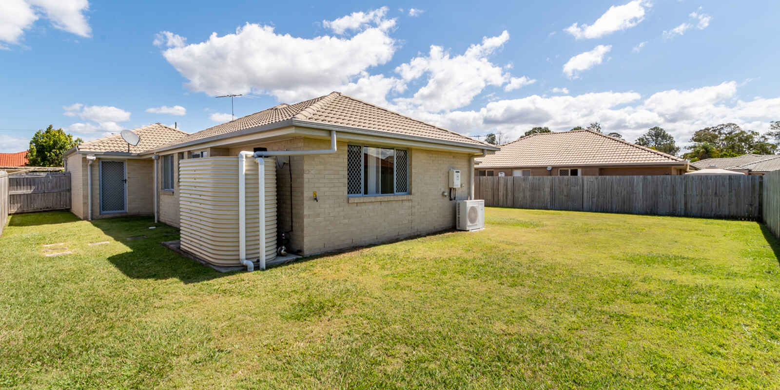 12 Rivulet Place Bellmere 12 Rivulet Place Bellmere
