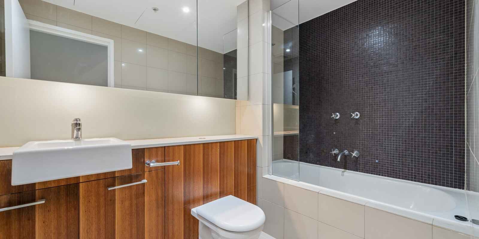 506/2 Brodie Spark Drive Wolli Creek