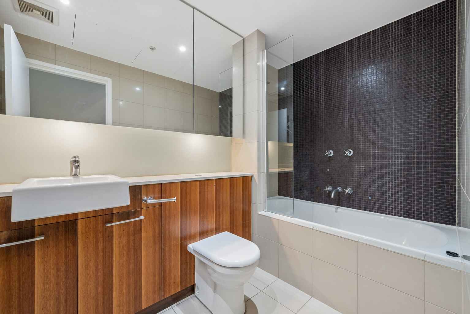 506/2 Brodie Spark Drive Wolli Creek