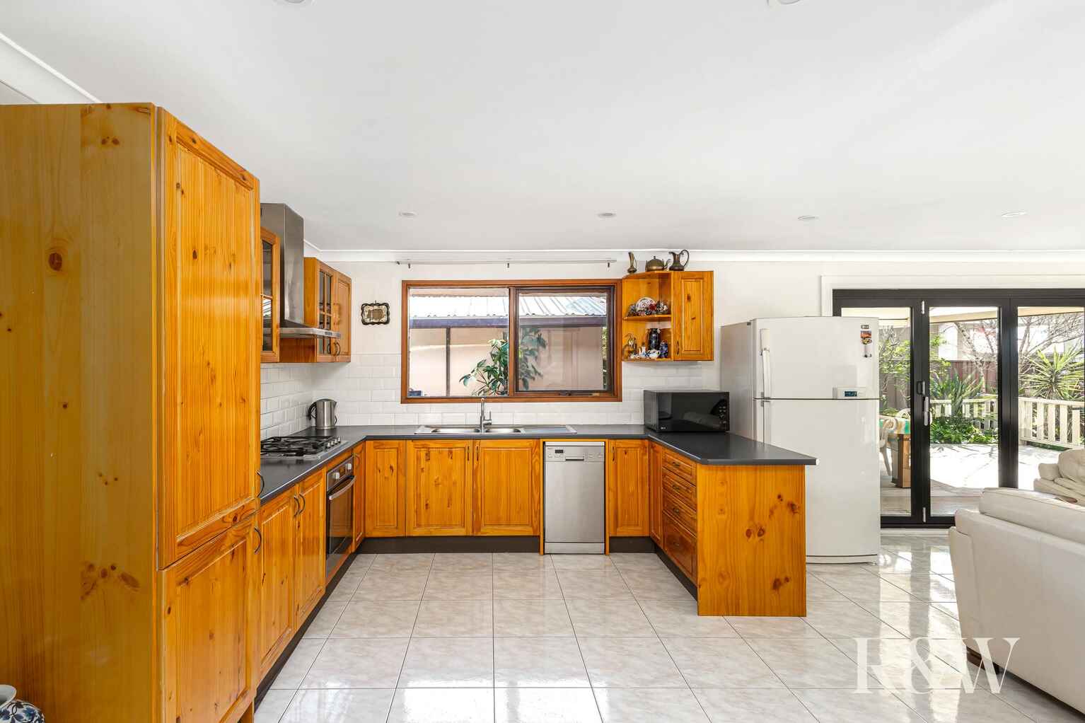 19 Rotorua Road St Clair 19 Rotorua Road St Clair