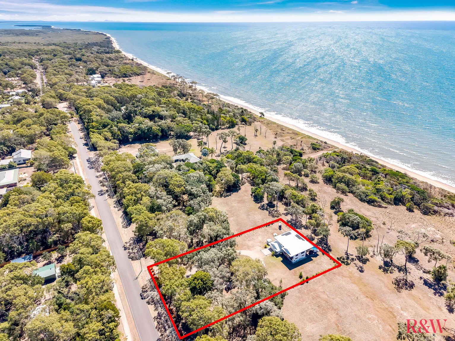 262 Sylvan Drive Moore Park Beach 262 Sylvan Drive Moore Park Beach