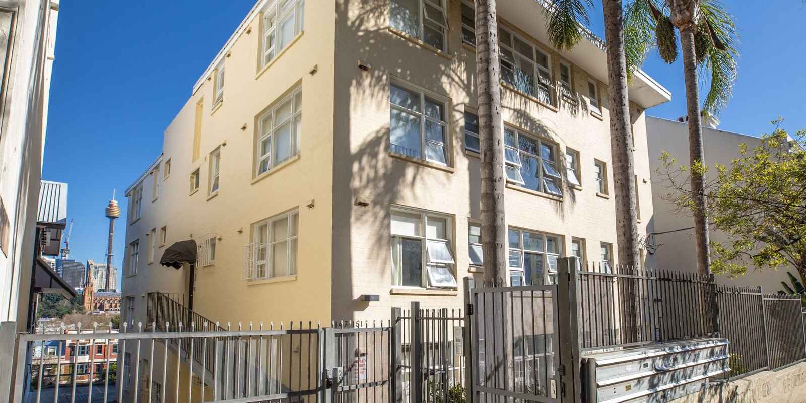 2/147-151 Brougham Street Woolloomooloo