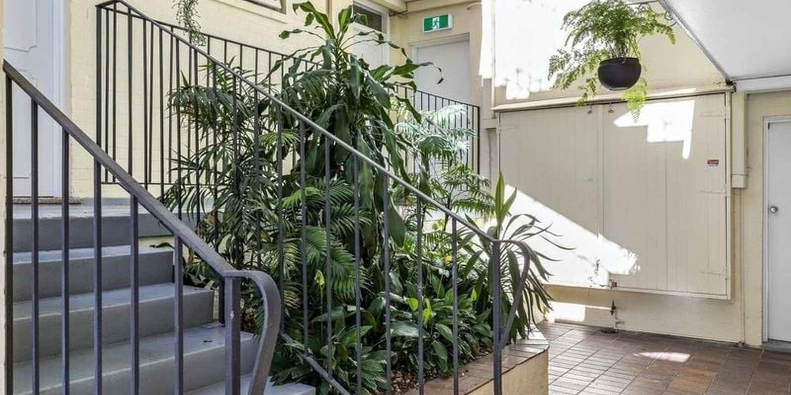 2/147-151 Brougham Street Woolloomooloo