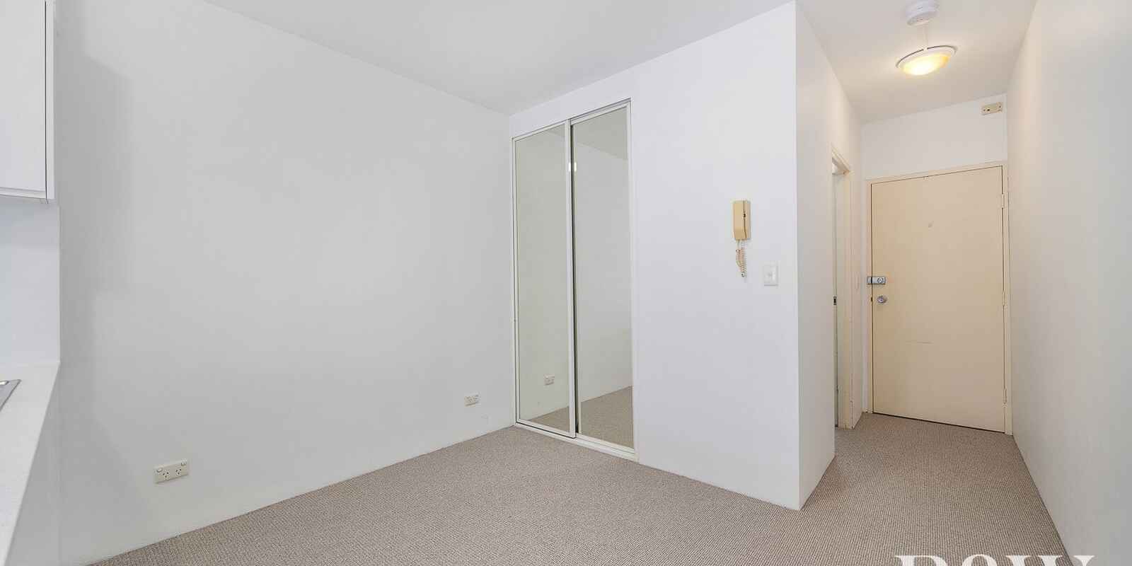20/12 Hayberry Street Crows Nest