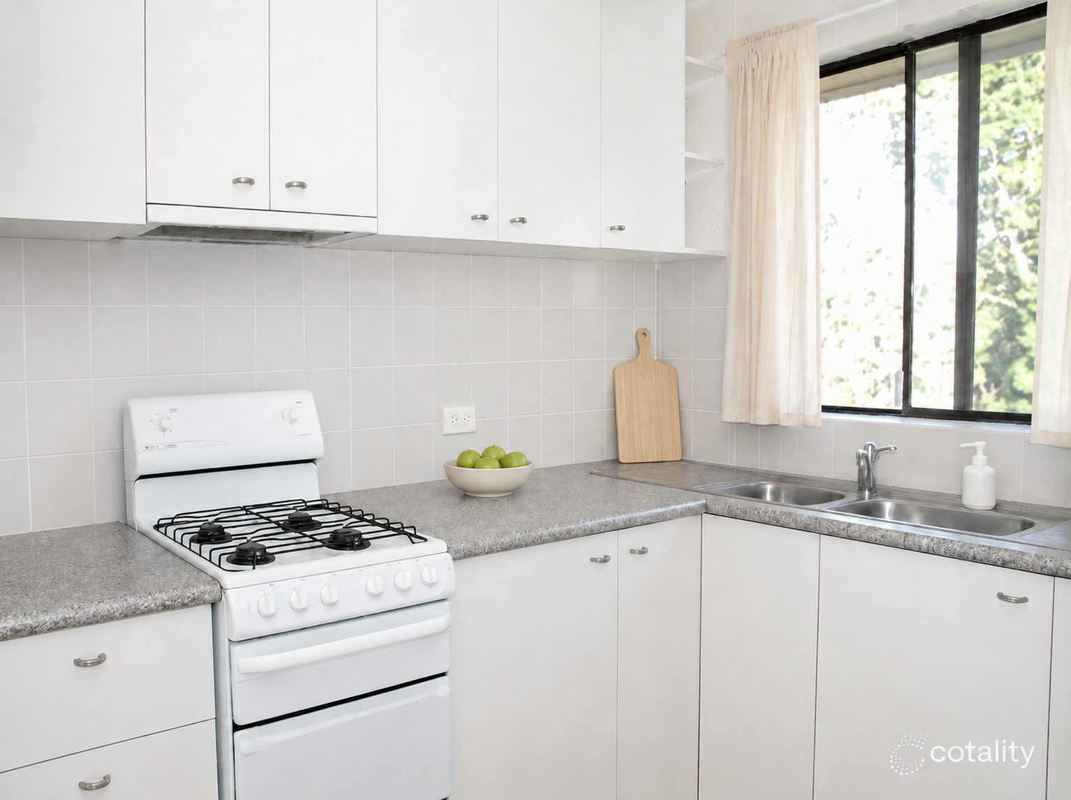 23/10-12 Price Street Ryde