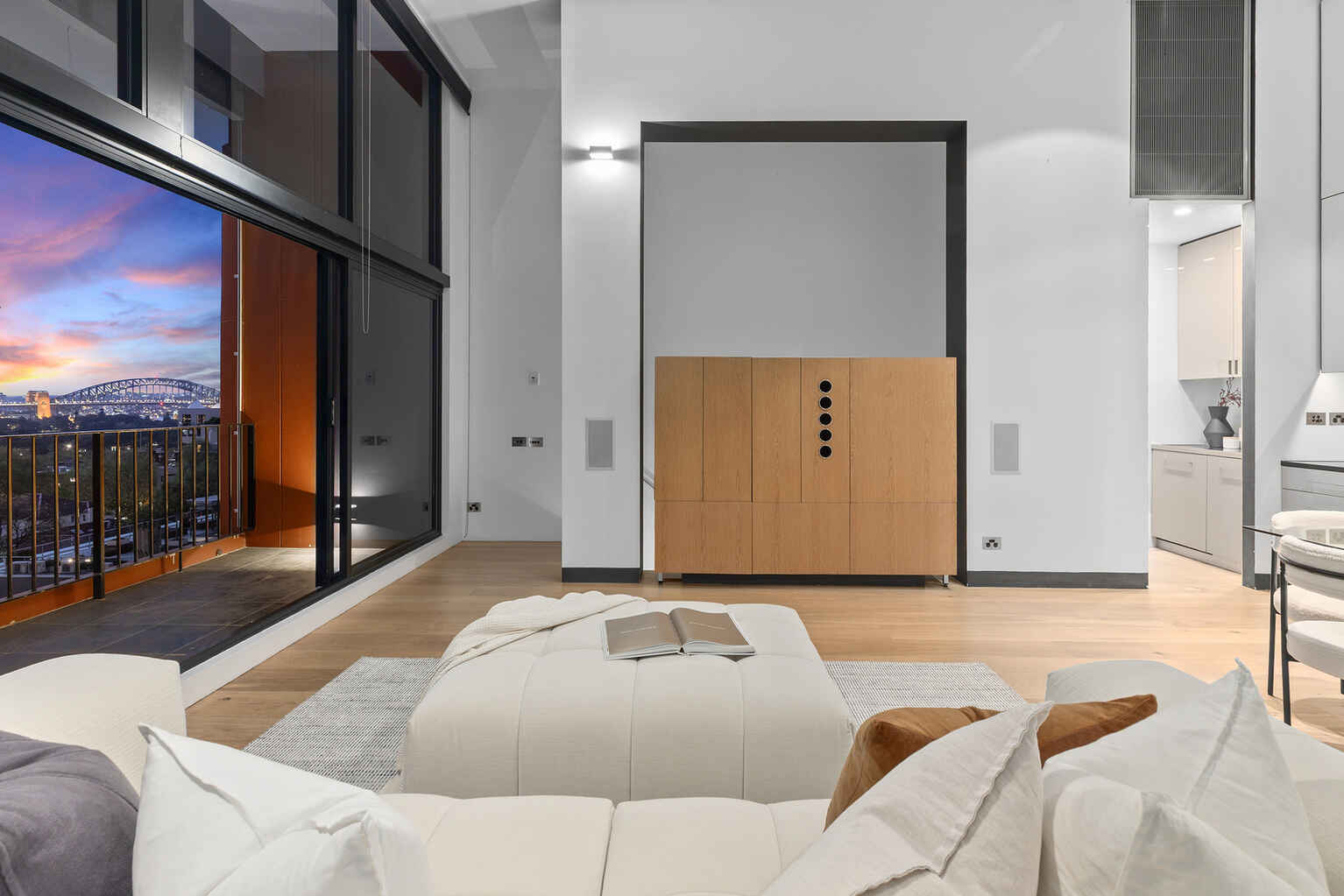 706/50 Macleay Street Potts Point 706/50 Macleay Street Potts Point