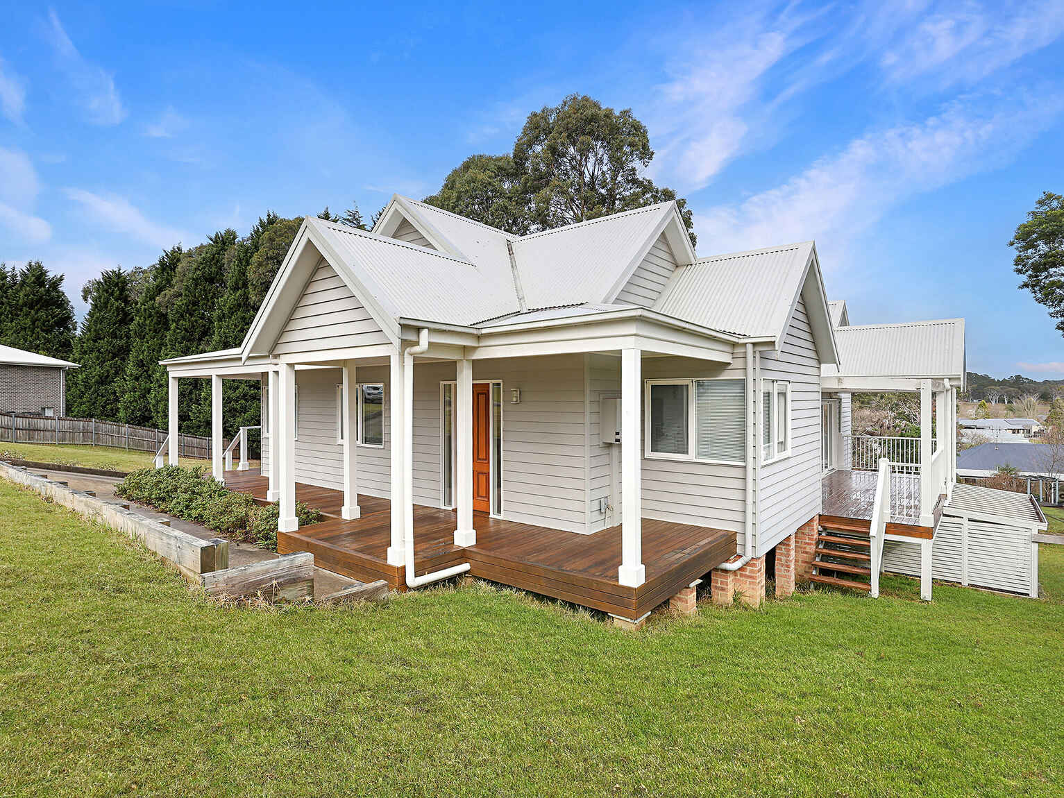 12 Rochester Drive Bundanoon