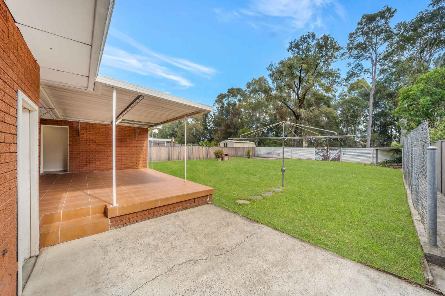 15 Bird Avenue Lurnea