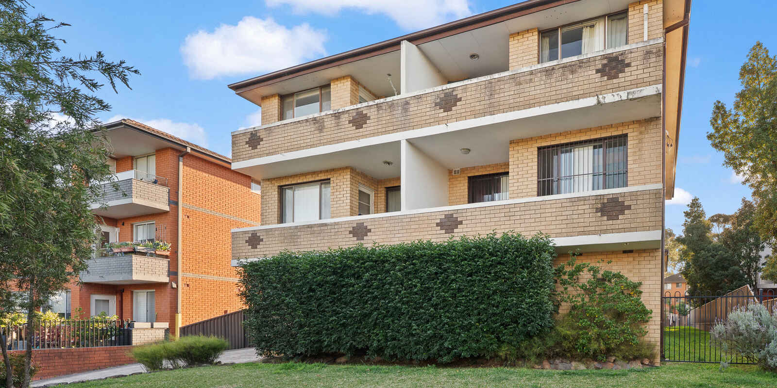 11/22 Terrace Road Dulwich Hill
